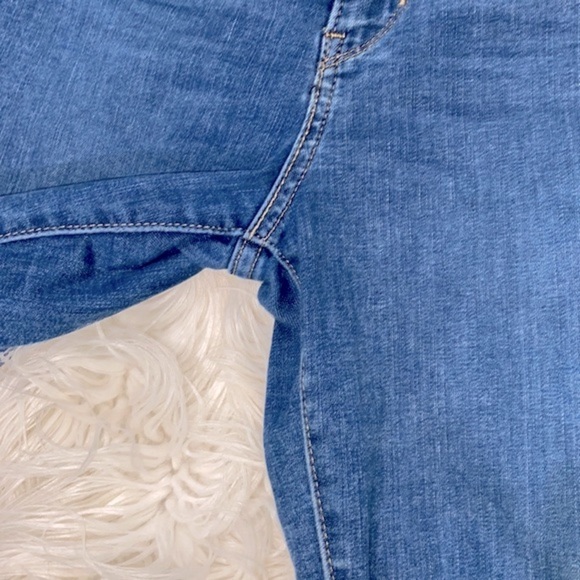 Levi’s high rise 720 super skinny distressed jeans size 28/30 - Picture 11 of 11